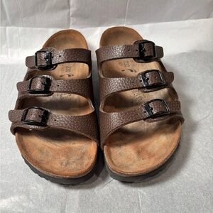 Birkis by Birkenstock 3 strap sandals